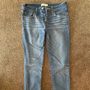 Abercrombie and Fitch skinny jeans size 25 (0)